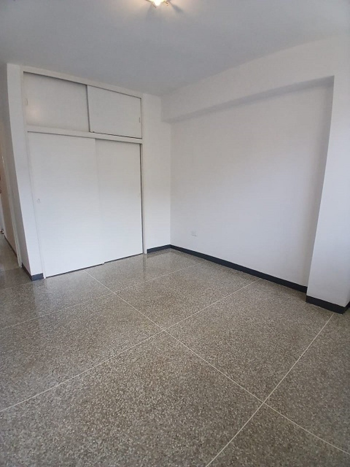 Miniatura 14