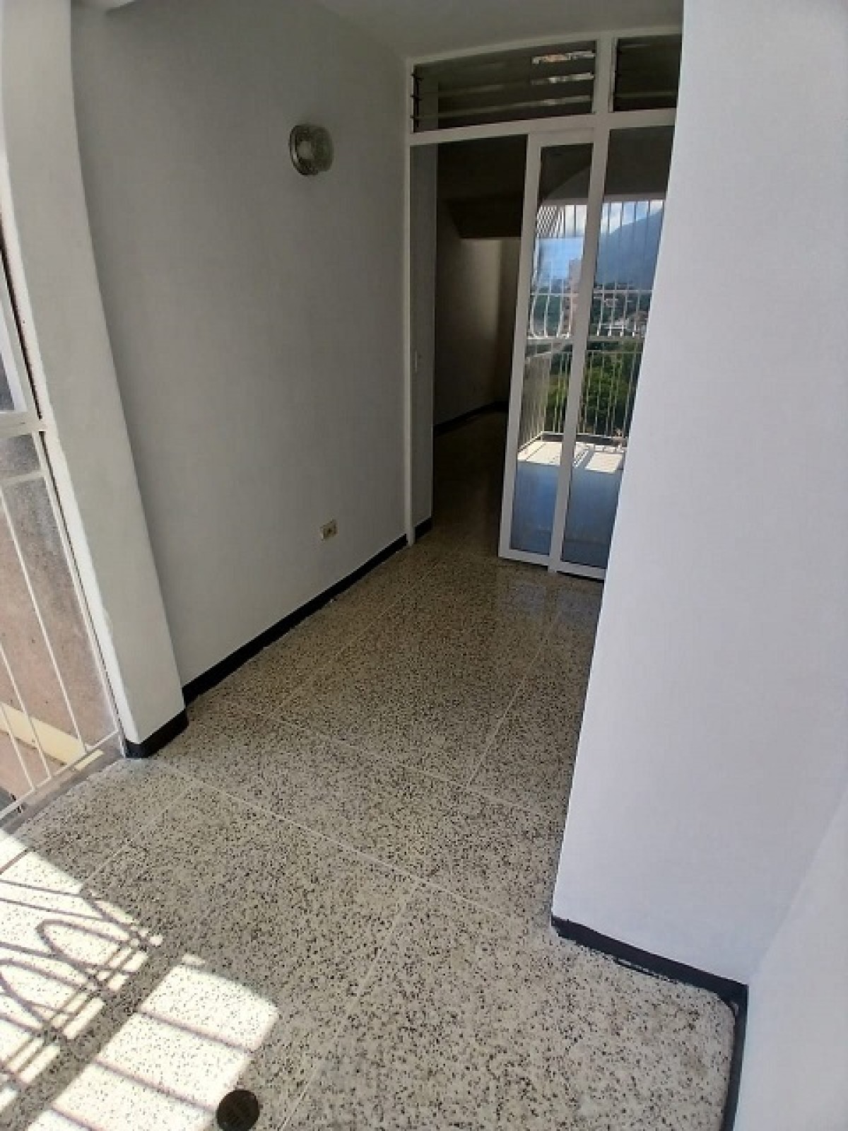 Miniatura 9