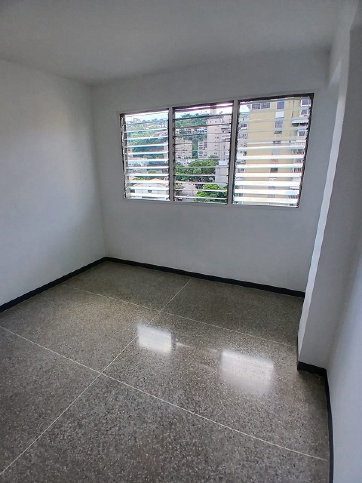 Miniatura 15