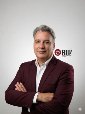 Foto de CARLOS ALVAREZ
